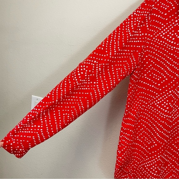 Diane Von Furstenberg Red Dotted Print Long Sleeve Button Up Blouse Size 4 - Picture 3 of 11